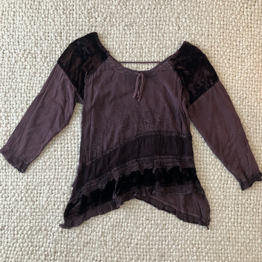 Magie Women's Top Purple Velvet Tiered Medium Fairy Witchy Whimiscal Boho